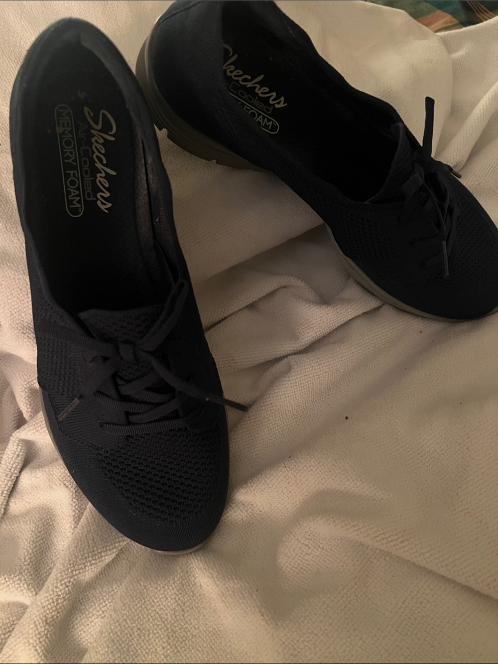 Skechers Women's Blue Knit Lace-Up Memory Foam Sneakers